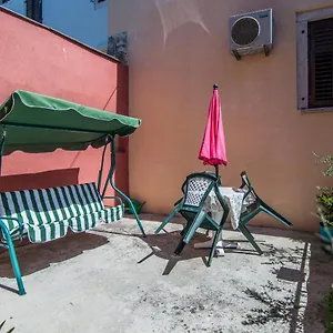 Marley , Rovinj Kroatien